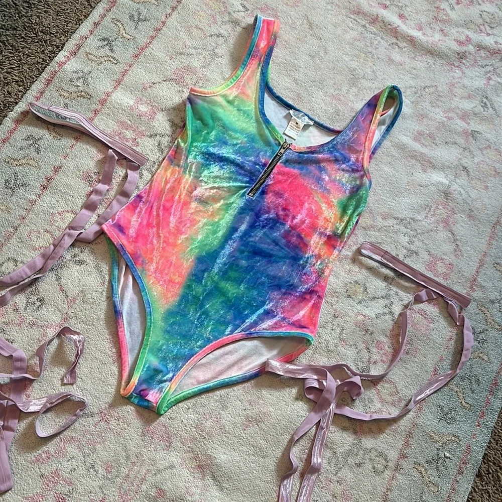 iheartraves tie dye onesie - Picture 3 of 7